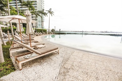 Luxury corner apartment with private foyer in new building with