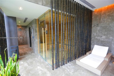 Luxury corner apartment with private foyer in new building with