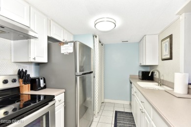 Discover a breathtaking beachfront retreat. This stunning corner