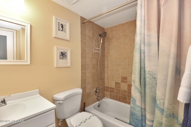 Discover a breathtaking beachfront retreat. This stunning corner