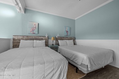 Step into your beautiful beach retreat! This endunit 2ndfloor