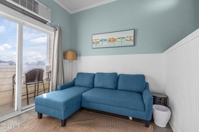 Step into your beautiful beach retreat! This endunit 2ndfloor