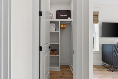 6 BR/8 BA 1st Tier, X Flood Zone on Cape San Blas - North