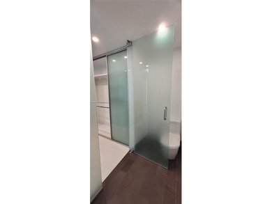 *REDUCED FOR A QUICK ALL-CASH ONLY SALE*Vacant and ready to