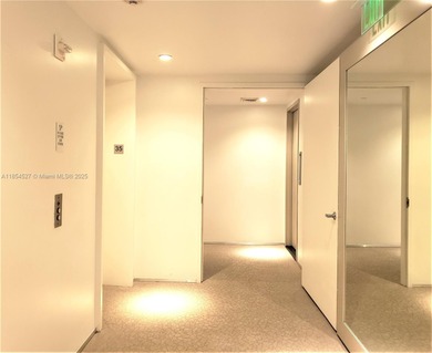 *REDUCED FOR A QUICK ALL-CASH ONLY SALE*Vacant and ready to