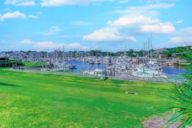 FIRST FLOOR UNIT ON THE MARINA WITH DIRECT ACCESS TO THE