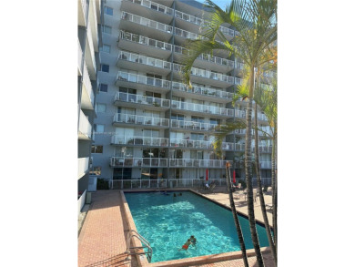 It's all about location at Isla del Mar. Located close to the