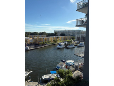 It's all about location at Isla del Mar. Located close to the