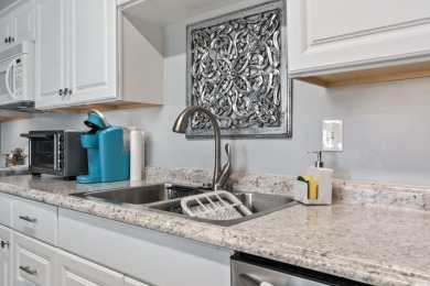 Welcome to this fully furnished, beautifully renovated 2-bedroom