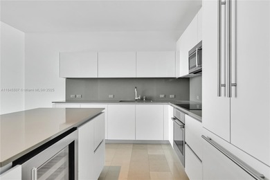 Live above it all at Reach at Brickell City Centre! This