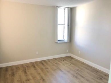 Fully Remodeled Penthouse 2Bed/2Bath. All Ages Welcome! This