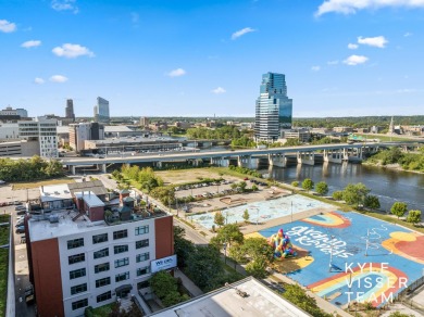 Historic Monroe Terrace condo steps from the Grand River