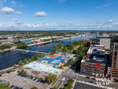 Historic Monroe Terrace condo steps from the Grand River