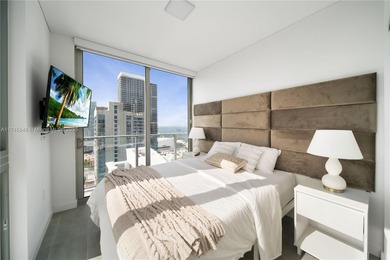 Gorgeous Penthouse 2 Bedroom in the heart of Downtown