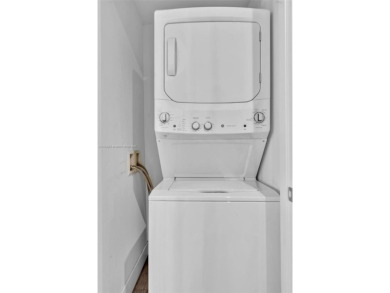 PRICED TO SELL FAST! DAILY  ALLOWED! Prime investment