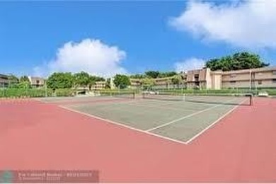 Don't miss this opportunity! 2 bed 2 bath over 55 condo in Lime