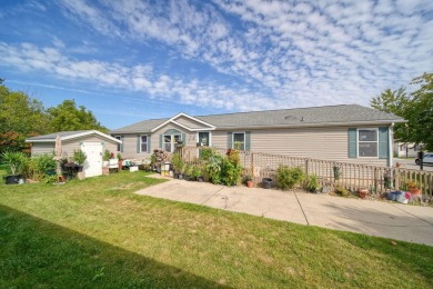 Large move-in ready manufactured home in Augusta Woods