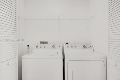 Don't miss this incredible 2-Bed, 2-Bath condo in Hallandale