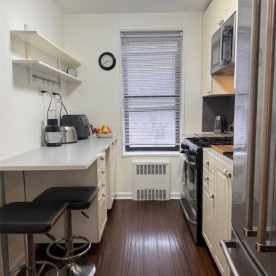 Modern One-Bedroom Co-op in the Heart of Forest Park. This