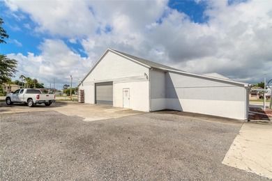 Prime commercial opportunity in the heart of Holly Hill! This 7