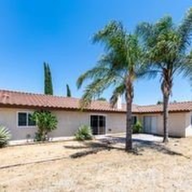 This flat 3.10 acres runs adjacent to the North bound 15 FRWY