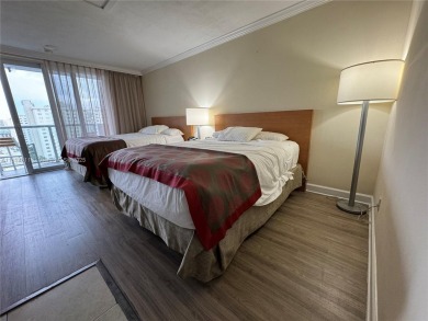 Beautifully remodeled oceanfront studio 11th floor of Marco Polo