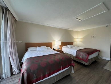 Beautifully remodeled oceanfront studio 11th floor of Marco Polo