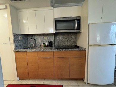 Beautifully remodeled oceanfront studio 11th floor of Marco Polo