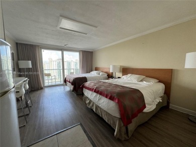 Beautifully remodeled oceanfront studio 11th floor of Marco Polo