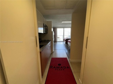 Beautifully remodeled oceanfront studio 11th floor of Marco Polo