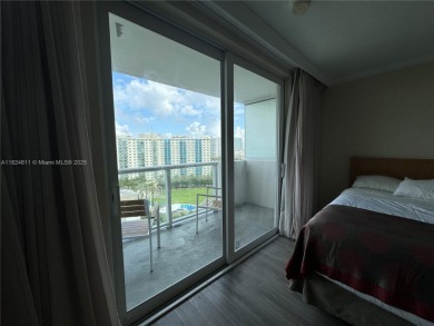 Beautifully remodeled oceanfront studio 11th floor of Marco Polo