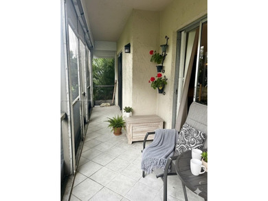 Much sought after PHASE 6 BEAUTIFULLY MAINTAINED LARGE 2BR/2BA!