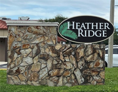 Nicely maintained 2 Bedroom, 1 Bath condo In the Heather Ridge