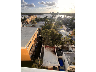 Beautifully furnished 1-bedroom condo with direct ocean views