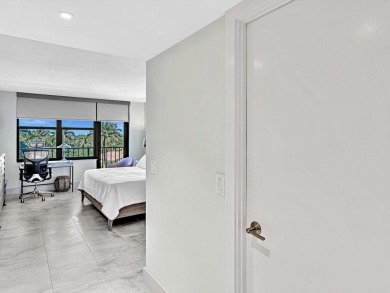 Beautifully renovated, furnished 2/2 condo on 5th floor