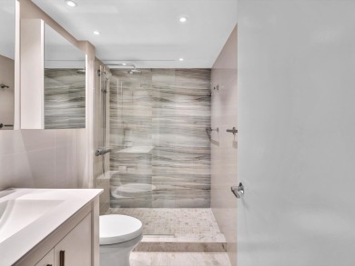 Beautifully renovated, furnished 2/2 condo on 5th floor