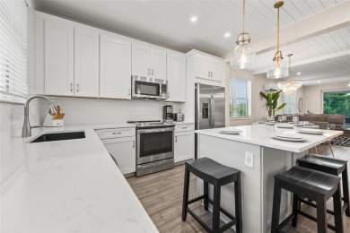 Welcome to Salty Seagull at Hunter's point, stunning 3 bedroom