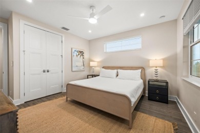 Welcome to Salty Seagull at Hunter's point, stunning 3 bedroom