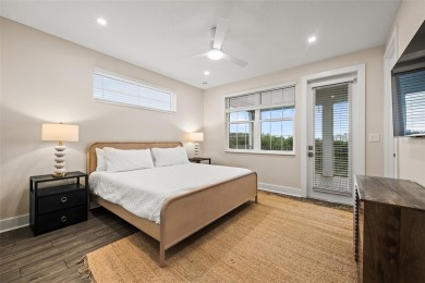 Welcome to Salty Seagull at Hunter's point, stunning 3 bedroom