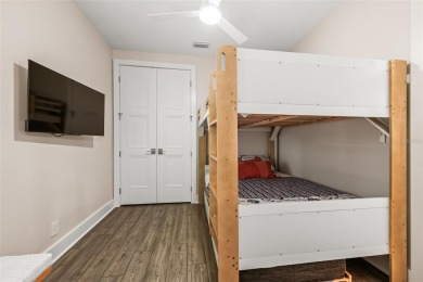 Welcome to Salty Seagull at Hunter's point, stunning 3 bedroom