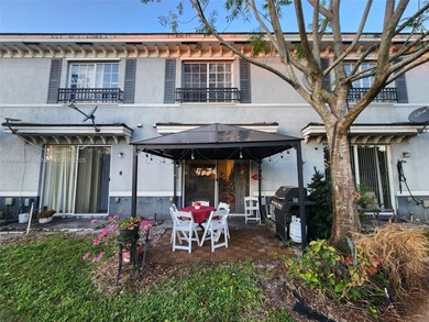Beautiful 2-bedroom, 2.5-bathroom townhouse in Cassas at