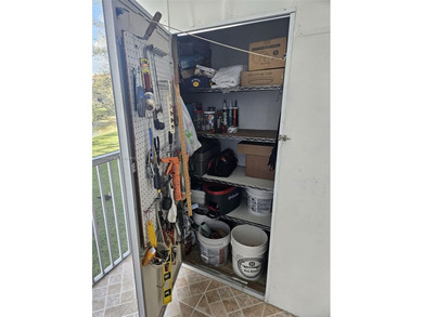 Beautiful & renovated apartm in Pembroke Pines. Stunning