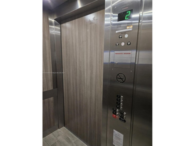 Beautiful & renovated apartm in Pembroke Pines. Stunning