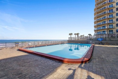 UNIQUE 3 UNITS DEEDED AS 1 AT DESIREABLE OCEANSIDE INN (717,718