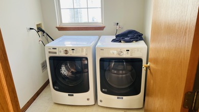 Welcome to CARILLON CLUB OF PLAINFIELD / A Desirable Active 55+