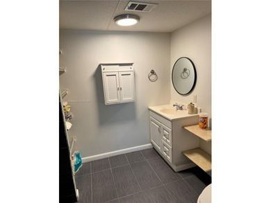 Well maintained home, New kitchen cabinets, new water heater