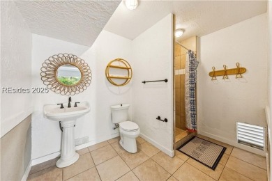 Oceanside luxury in peaceful, sought after Singleton Beach on