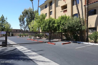 AZ Resort Style Living at its Best! Perfectly located Biltmore