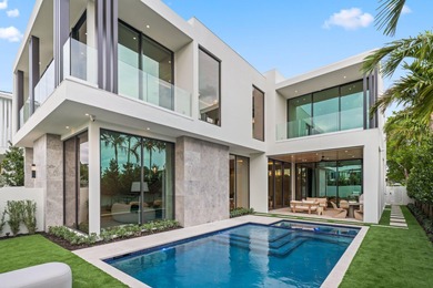 Welcome to Grove Estates -- Downtown Delray's Only Gated