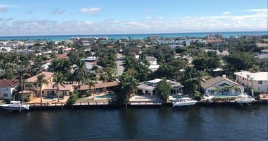 This charming condo in Fort Lauderdale, FL was built in 1978 and